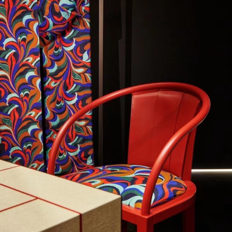 الأحمر الصيني \\\\ النوروينتال الأحمر/giorgio armani/color