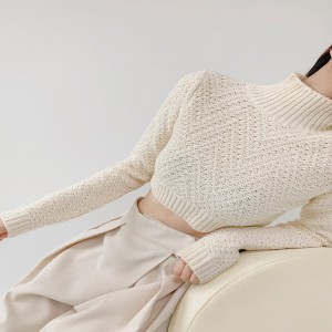 سترة خشنة متشابكة منتصف العنق