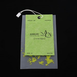 ملصق الملابس Hangtag