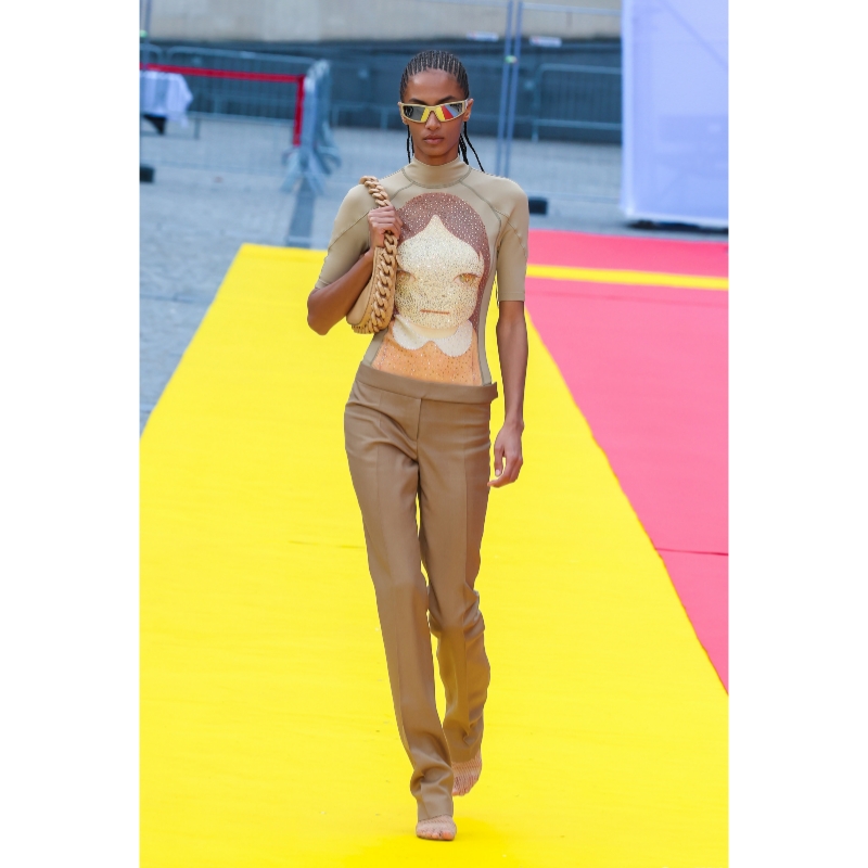 ستيلا مكارتني/yoshitomonara/capsule collection/rebellious Spirit/cartoon صورة مشتركة عبر الحدود