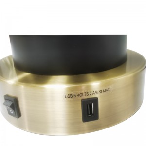 ليالي مخصصة مصباح مع النحاس العتيقة والانتهاء الأسود ، A On/off Rocker Switch ، منفذ مريح ومنفذ شحن USB في غرفة الضيوف
