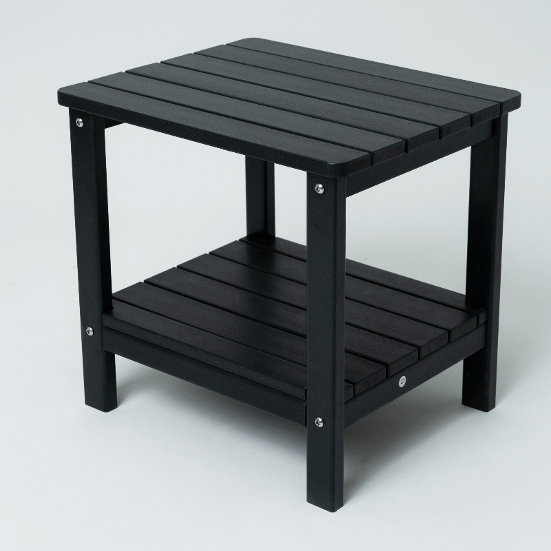 طاولة جانبية في الهواء الطلق مع اللون الأسود