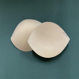 صدرية عارية معتمدة