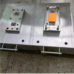 العفن الأجهزة المستمر. لكمة واحدة ، مركب ، رسم ، قالب نحاسي ، تصميم وتصنيع