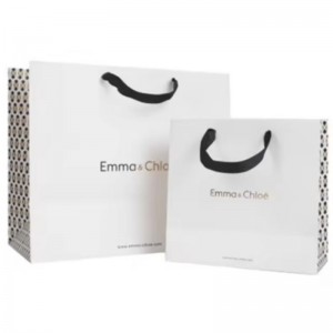 فاخرة مطبوعة صغيرة معاد تدويرها أكياس التسوق الأكياس الورقية مع اسم العمل لتعبئة المجوهرات مع مقبض