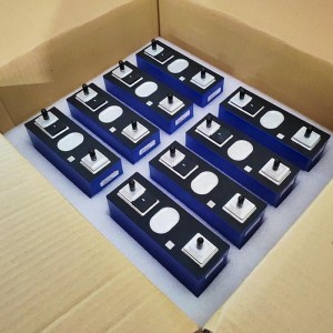 بطارية Svolt 106ah LFP 3.2V 100AH ​​LIFEPO4 المنشورية لخلية البطارية القابلة لإعادة الشحن بطارية فوسفات الحديد الحديد ل 12 فولت 48V 48 فولت بطارية ا...