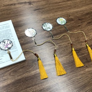 معجب-المرجعية على شكل